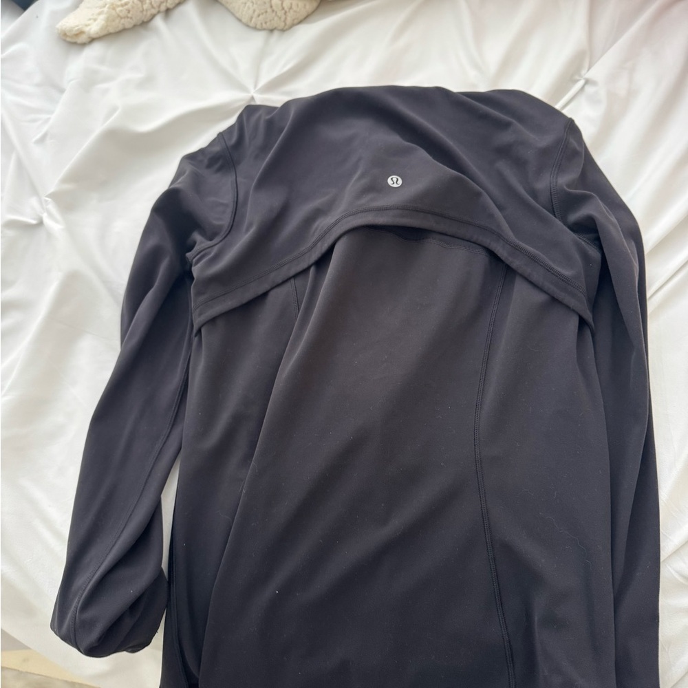 Lululemon Jacket - Picture 2 of 3